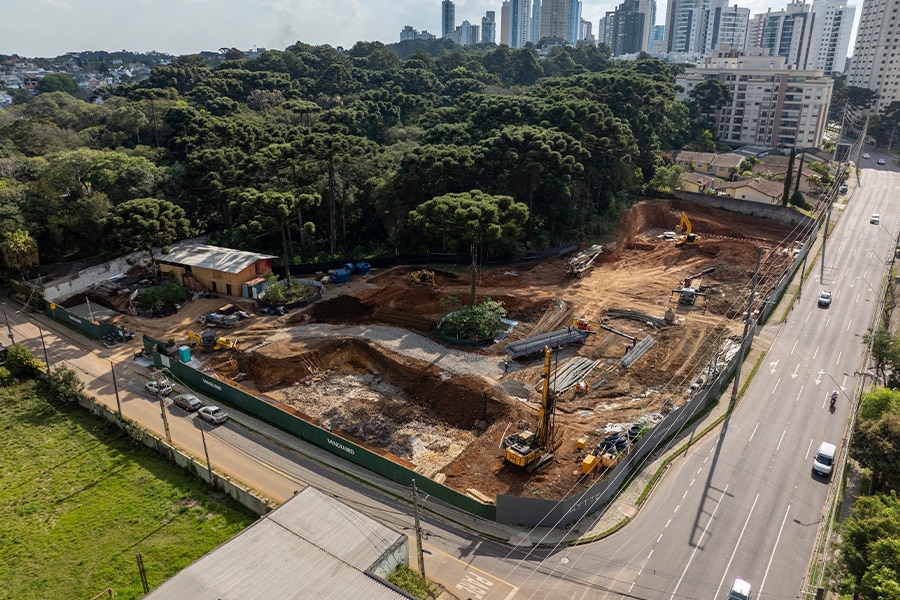 Status de Obra Curitiba Vanguard hytte