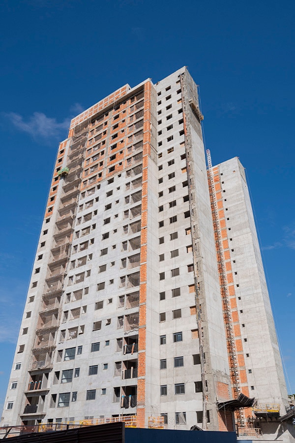 Status de Obra Londrina Vanguard wood