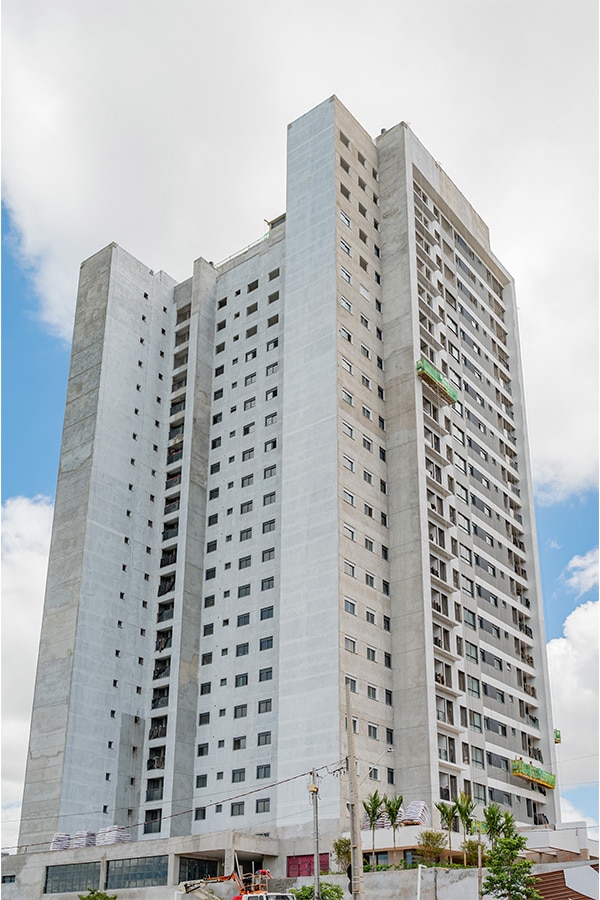 Status de Obra Londrina Vanguard wood