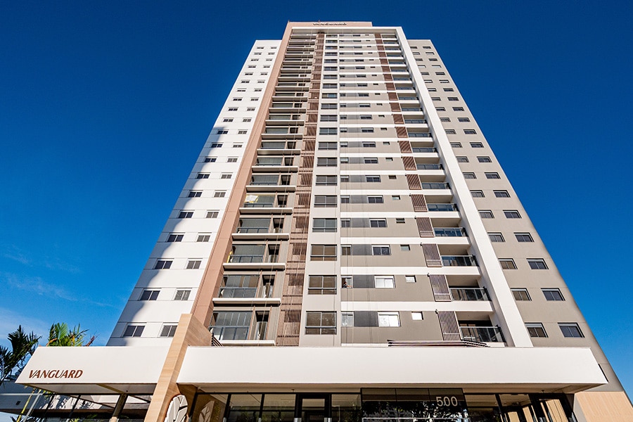 Status de Obra Londrina Vanguard wood