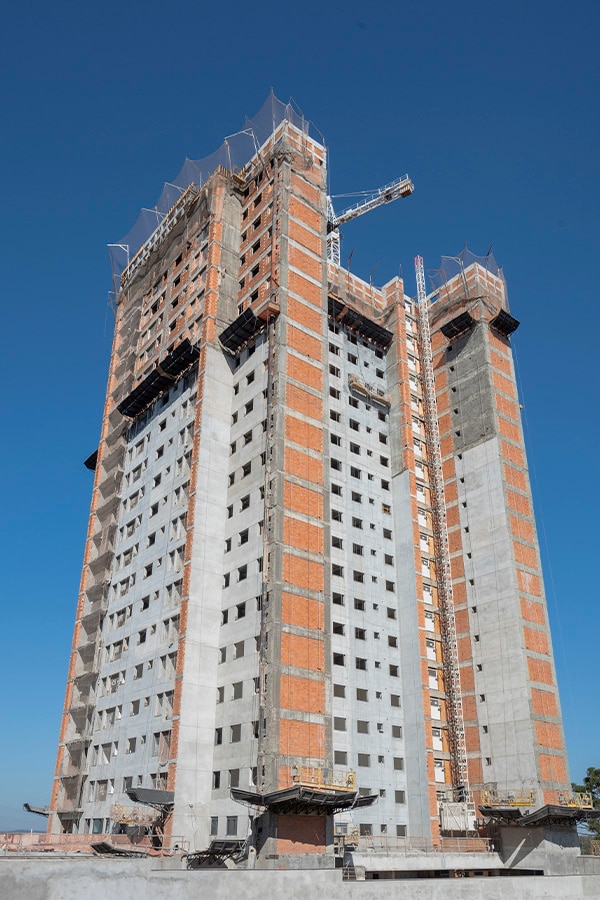 Status de Obra Londrina Vanguard wood
